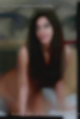 Hubby woman in Mannington plays with me only.